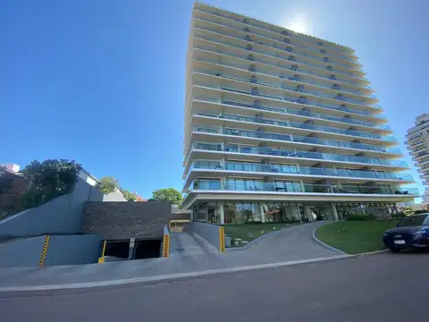 Lenguas de Diamante parada 6 de la brava