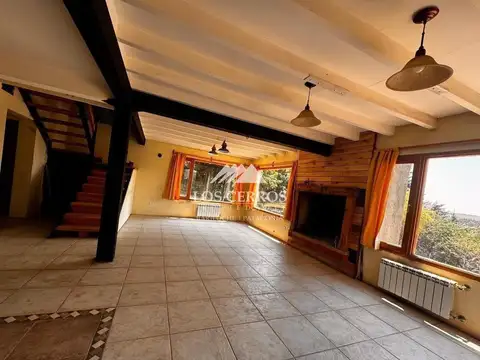 Casa 3 ambientes con 2 baños