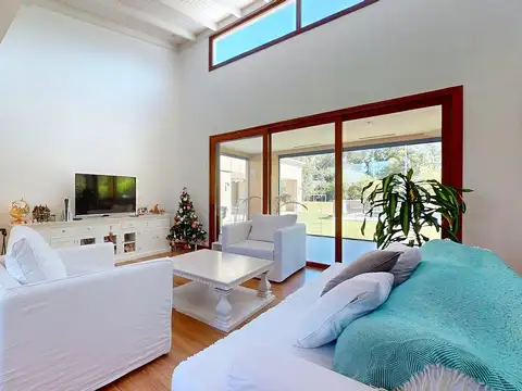 Casa en Venta en Campos De Roca, USD 430.000