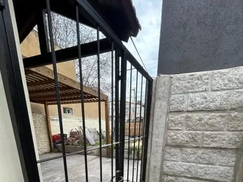 Depto Tipo Casa 3 ambientes con 1 baño