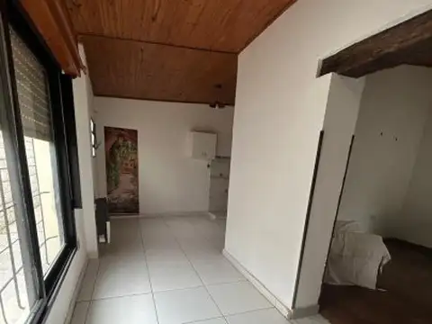 Depto Tipo Casa en Venta 40 años