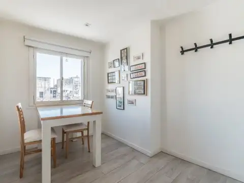 Azcuénaga 1433 , Piso 10