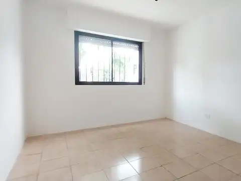 Dúplex 3 ambientes con Patio venta Lomas De Zamora