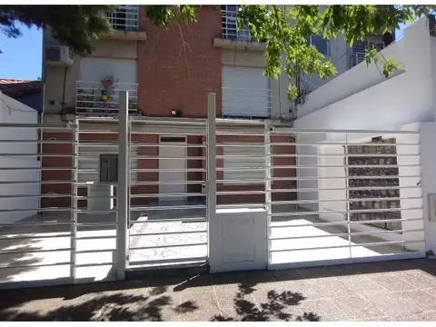 Belgrano 1081 , Piso 0