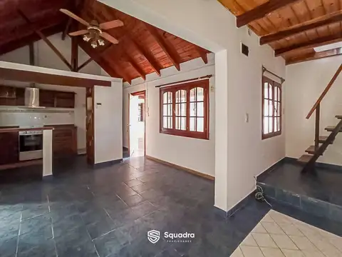 Casa en Venta con 1 cochera