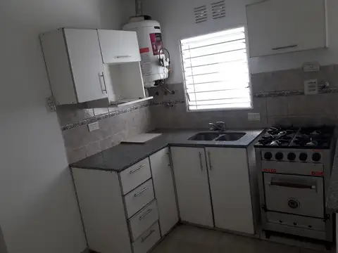 ? Departamento con patio en planta baja – Súper bien ubicado ?