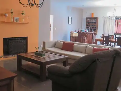 Casa en Venta al Noreste