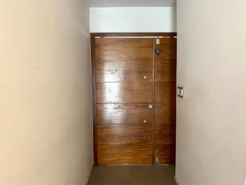 Casa en Venta en Villa Sarmiento, USD 210.000