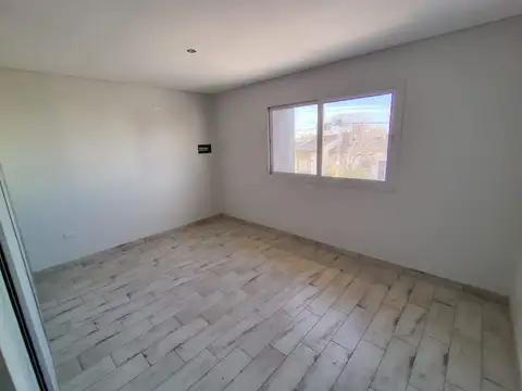 Depto Tipo Casa en Venta 1 año