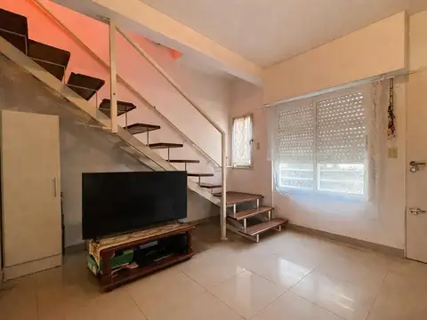 Depto Tipo Casa en Venta en Liniers, USD 115.000