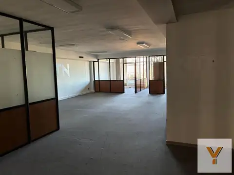 Oficina en Alquiler - 2 Baños - 180mts - San Nicolás