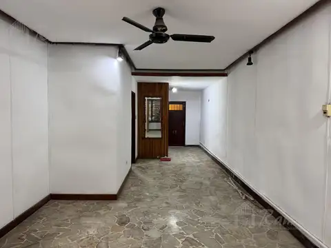Casa en Alquiler en Castelar, $ 1.700.000
