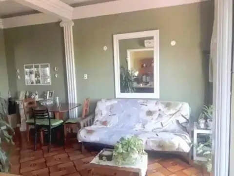 Departamento 5 ambientes con 2 baños