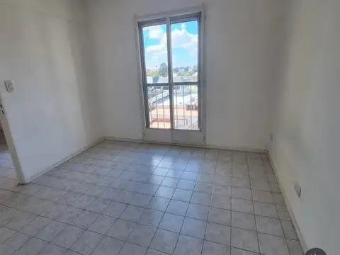 Departamento en Venta en Morón, USD 42.000