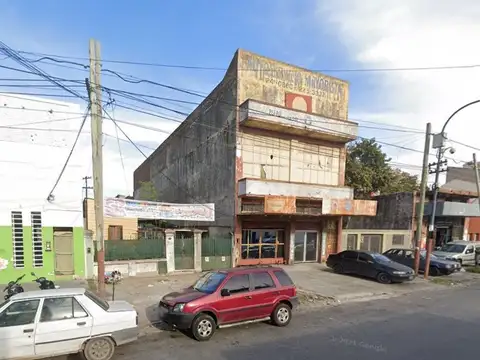 Venta depósito terreno lanús oeste sobre avenida