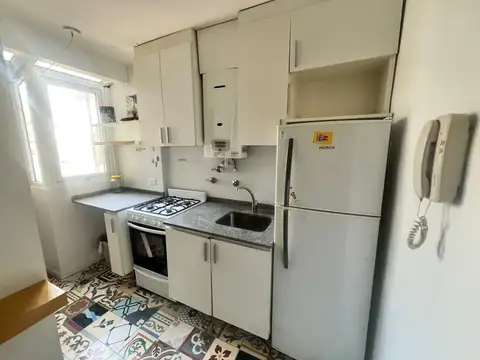 Muy lindo departamento de 2 amb. Excelente ubicación.