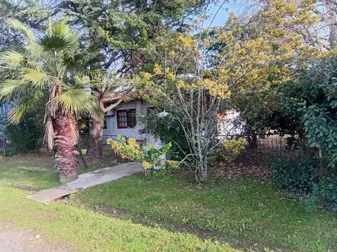 casa a reciclar en lote de esquina central - OPORTUNIDAD