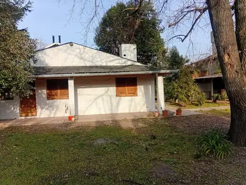Casa 3 ambientes con 1 baño