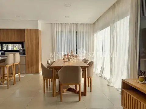 Casa en Alvarez del Bosque
