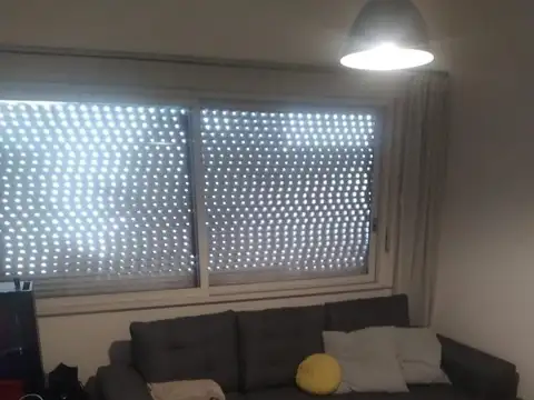 Ecuador 1400, Piso 3