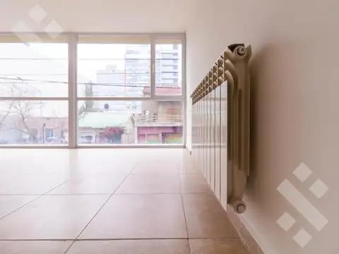 Oficina 2 ambientes con 1 baño