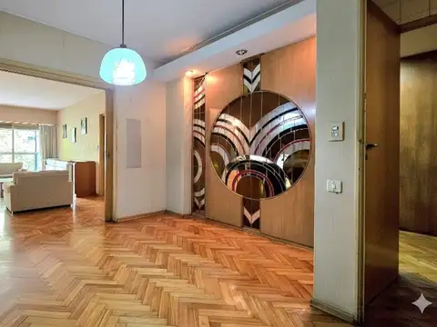 Venta Departamento 5 amb en Palermo con cochera, baulera, dependencia, balcones, palier privado
