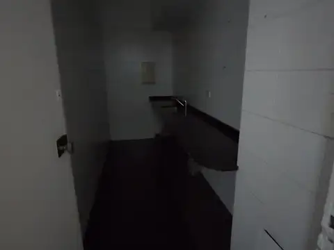 Local en Alquiler en Tribunales, $ 1.500.000