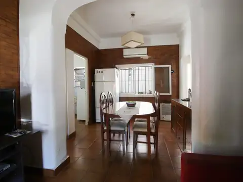 Depto Tipo Casa en Venta en Monte Castro, USD 150.000