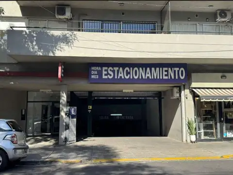 Cochera en Venta en Almagro, CABA