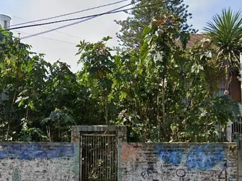 TERRENO CHICLANA ENTRE INDEPENDECIA Y LABARDEN