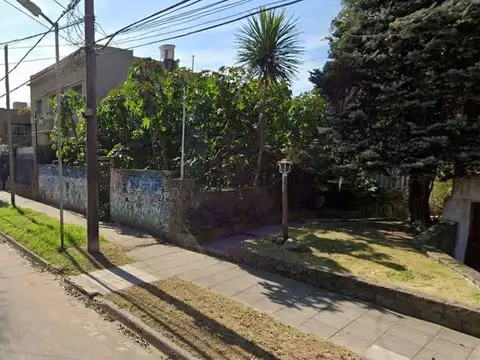 Terreno en Venta en Bernal, USD 160.000