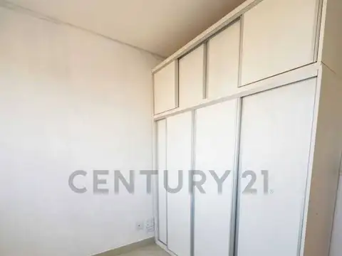 Oficina 2 ambientes con 1 baño