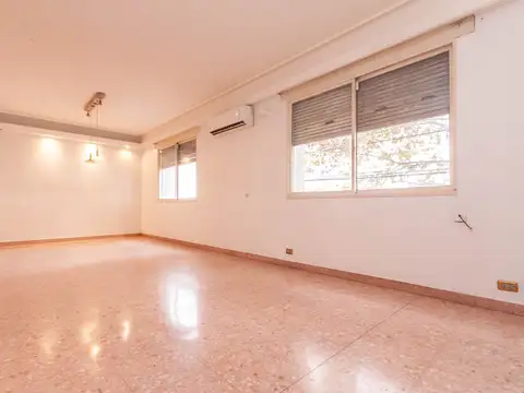 Depto Tipo Casa en Venta en Avellaneda, USD 210.000