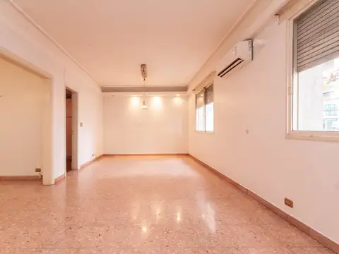 Depto Tipo Casa 5 ambientes con 2 baños