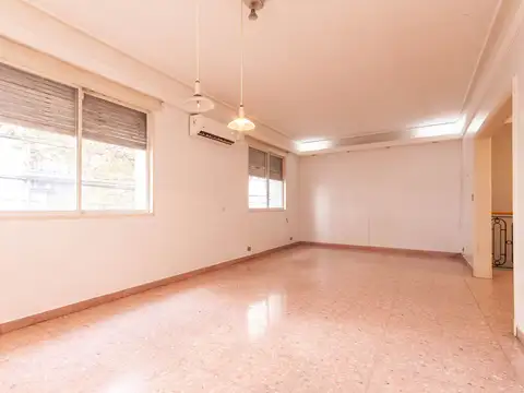 Depto Tipo Casa en Venta 16 años
