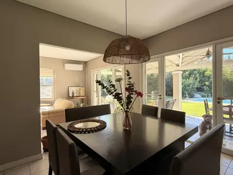 Casa en Alquiler 6 Ambientes en Barrio Cerrado Septiembre - Escobar