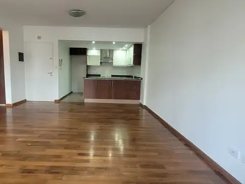 Departamento en Alquiler en Parque Chacabuco, $ 700.000