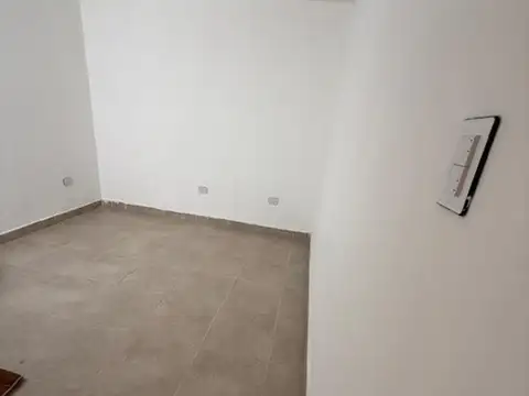 Casa 5 ambientes con 4 baños