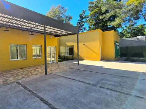 Fondo Comercio en Venta con 18 cocheras