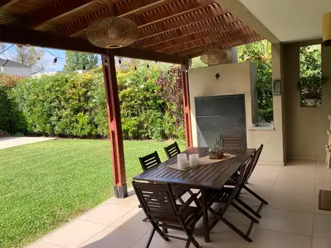 Casa en Alquiler 14 años