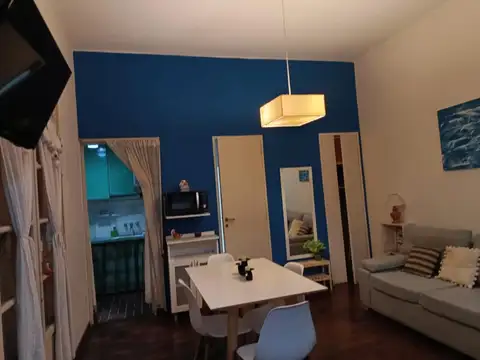 Chacabuco 900, Piso 1