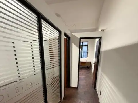 Corrientes 964 , Piso 0