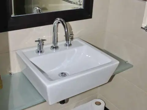 Departamento - Alquiler temporario - Uruguay, Punta del Este - BVRD. ARTIGAS 100