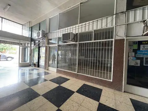 Local en Venta en Campana, USD 30.000