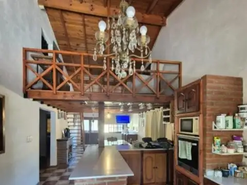 Casa 4 ambientes con 3 baños