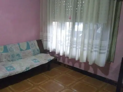 Casa excelente ubicación, en San Antonio De Areco