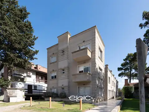 Departamento tríplex en venta Pinamar