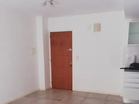 Departamento en Alquiler en Martin, $ 450.000