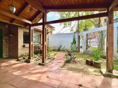 Casa en Venta en Barrio Industrial, USD 100.000
