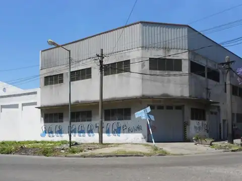 Galpón Industrial Premium en Alquiler con Montacarga, Fuerza